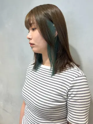 セミロング カラー 地毛風ストレート ミニボブ🌷江梨🍎のヘアスタイル