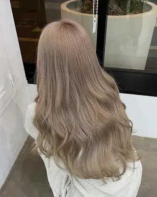 ロング Nought etre 西金沢のヘアスタイル