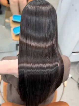 ロング AIVAN所属・レイヤーカット 【瑠己】のヘアスタイル