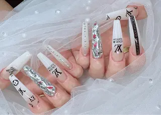 ネイル R salonのネイルデザイン