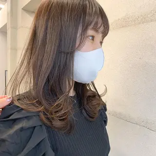 ミディアム カラー 透明感/オリーブ/ グレージュ/YUKAのヘアスタイル