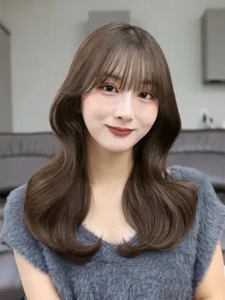 ミディアム Aura所属・丸山 心 / 艶カラーのヘアスタイル