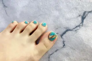 ネイル ネイルリボン 受付スタッフのネイルデザイン