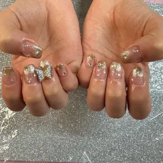 ネイル VIERU 🌈🎀💖のネイルデザイン