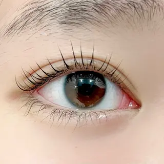 マツエク・マツパ 西尾 未来音の眉毛・アイブロウイメージ