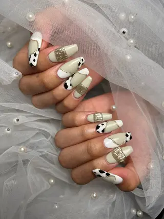 ネイル ✴︎ Delightのネイルデザイン