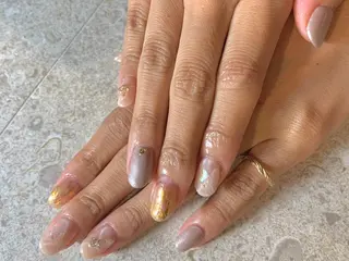 ネイル esby Loely MIZUKIのネイルデザイン