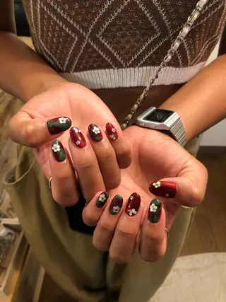 ネイル Nes.Nail所属・Miyagi Asamiのネイルデザイン