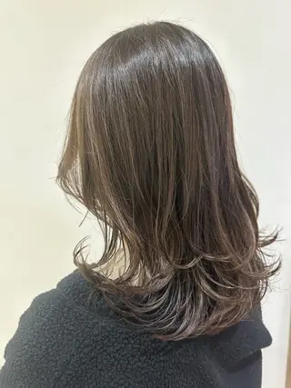セミロング カラー 相澤 茉澄のマツエク・マツパデザイン