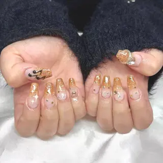 ネイル H’ami nailsalon 新大久保店所属・リサ 長さだし✨のネイルデザイン