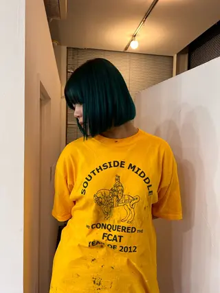 ショート VISION   aoyama所属・かがやしづ ⭐️ハイトーンのヘアスタイル