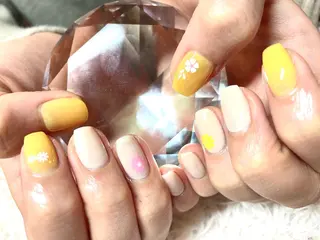 ネイル 頑張る女性の味方✴︎ M.i　nail ♡のネイルデザイン