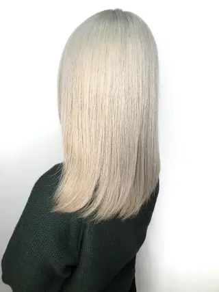 ミディアム カラー 服部 樹季のヘアスタイル