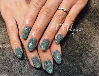 ネイル 筒井 美穂のネイルデザイン