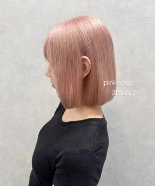 ミディアム karin ボブハイトーンのヘアスタイル