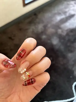 ネイル EmaNail天満橋店所属・EmaNail Risaのネイルデザイン