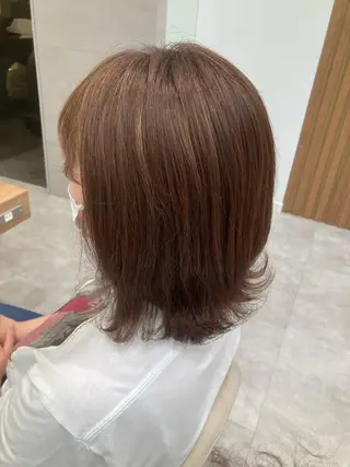 セミロング カラー 一ノ瀬 蘭のヘアスタイル