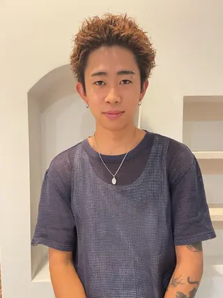 パーマ メンズ トヨシマ シュウトのヘアスタイル