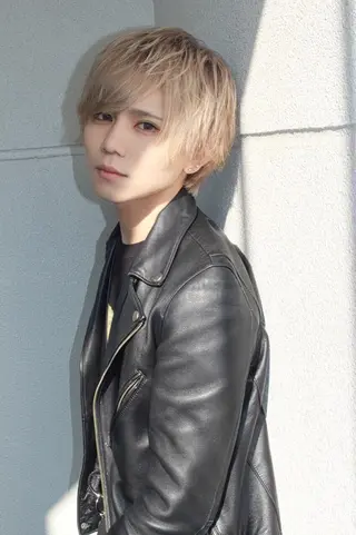 ショート カラー メンズ メッシュカラー 艶髪/西尾 幸樹のヘアスタイル