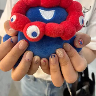 ネイル 栗田 ゆう子のネイルデザイン