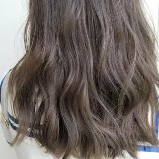 ミディアム カラー マツエク・マツパ パーマ ネイル iplus✴ まつげ、眉毛、耳つぼのマツエク・マツパデザイン