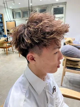 ショート カラー メンズ 豊中/メンズ特化 岡田 龍之介のヘアスタイル