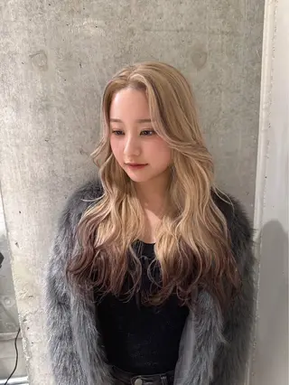 ロング モニカ本店所属・矢吹 ケビン 栄ハイトーンのヘアスタイル