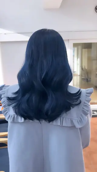 ロング カラー JEWIL SHIBUYAのヘアスタイル