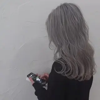 セミロング 江坂エリア最安値◎ ブリーチ*土田のヘアスタイル