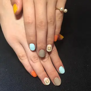 ネイル BANBINANAIL所属・イリネコ マリのネイルデザイン