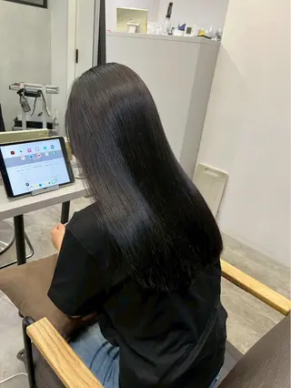 ロング パーマ ハイトーンカラー が絶対可愛い✨泰聖✨のヘアスタイル