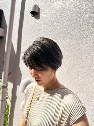 ショート カラー ✂︎岡根 京花✂︎のヘアスタイル