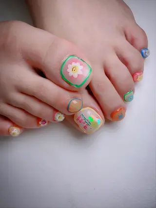 ネイル JINI NAIL所属・ジニ ネイルのネイルデザイン