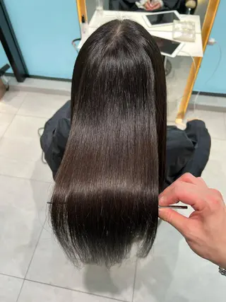 ロング パーマ 福岡縮毛矯正✨️ ストレート 向井和輝のヘアスタイル