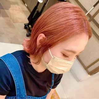 ミディアム ブリーチなしダブル/ レイヤーカット 小棹のヘアスタイル