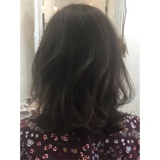セミロング カラー fio マナミのヘアスタイル
