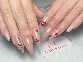 ネイル 💕鈴木ユリ パラジェル/オフ無料のネイルデザイン