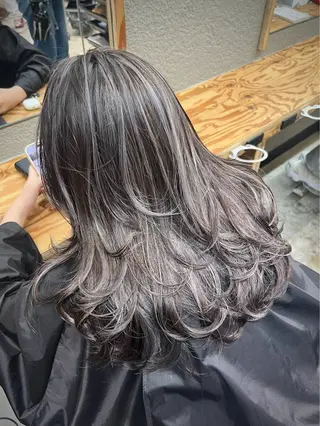 セミロング カラー 💖梅田レイヤー💖 副店長Tsubasaのヘアスタイル