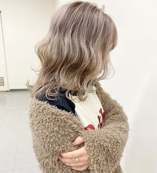 セミロング 透明感カラー／ 髪質改善／ボブ／中山のヘアスタイル