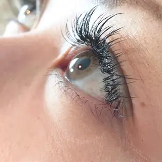 マツエク・マツパ 近藤 美春のネイルデザイン