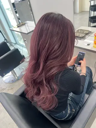 ロング maya レイヤーカットのヘアスタイル