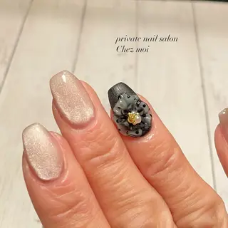 ネイル KOMINE TOMOKOのネイルデザイン