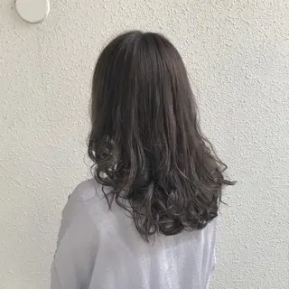 セミロング カラー インナーカラー/天神 ブリーチ/吉田のヘアスタイル