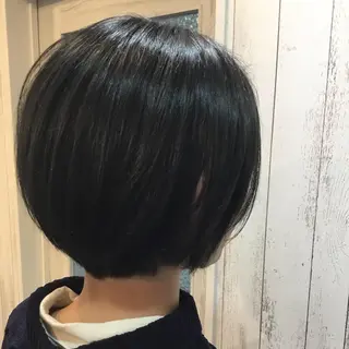 ショート カラー パーマ embrace エンブレイスのヘアスタイル