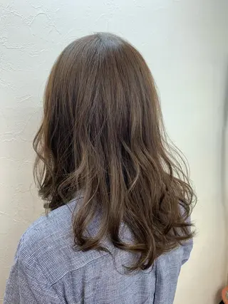 セミロング カラー 菅沼 まみのヘアスタイル