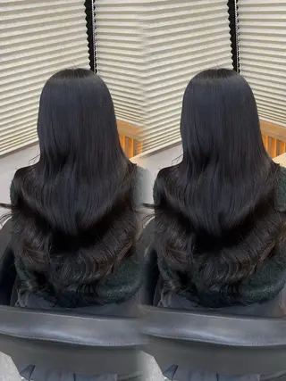 セミロング カラー Ella所属・nana【艶髪】/ レイヤー/縮毛矯正のヘアスタイル