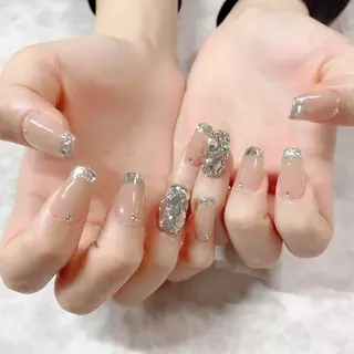 ネイル マジョリカ ブルーのネイルデザイン