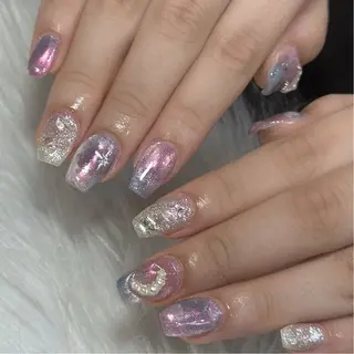 ネイル LAVISH nanamiのネイルデザイン