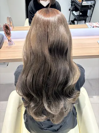 ロング カラー ヘアアレンジ 米倉 陽菜のヘアスタイル