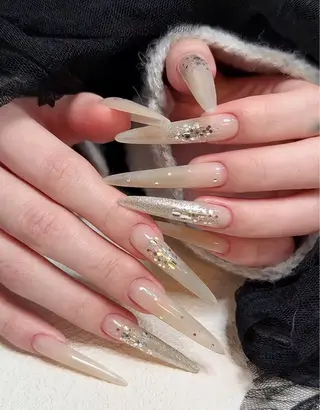 ネイル カスミ 💛吉祥寺のネイルデザイン